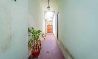 Venta casa con parque y galpón- José León Suarez