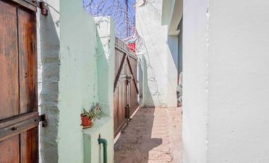 Venta casa con parque y galpón- José León Suarez