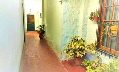 Venta casa con parque y galpón- José León Suarez