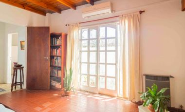 Venta casa con parque y galpón- José León Suarez