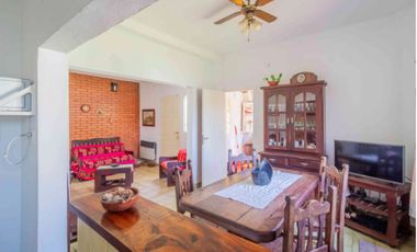Venta casa con parque y galpón- José León Suarez