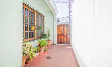 Venta casa con parque y galpón- José León Suarez