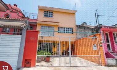 Casa en venta  Xalapa, Col. Obrero Campesina cerca de Plaza Museo