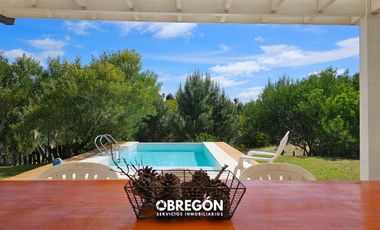 Casa en alquiler temporada 2024 con Piscina en Barrio Golf Costa Esmeralda