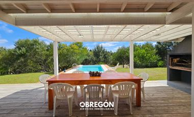 Casa en alquiler temporada 2024 con Piscina en Barrio Golf Costa Esmeralda