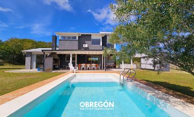 Casa en alquiler temporada 2024 con Piscina en Barrio Golf Costa Esmeralda