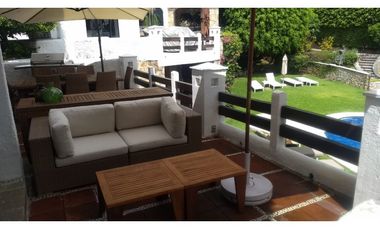 CASA EN VENTA A ORILLA DEL LAGO 