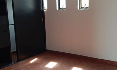 PLAYA BONITA # 11 CASA 11-B COL. MILITAR MARTE