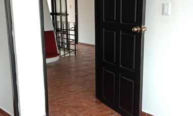 PLAYA BONITA # 11 CASA 11-B COL. MILITAR MARTE