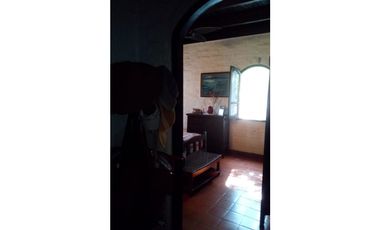 VENDO CASA EN BARIO YERBAL - POSADAS Mnes.