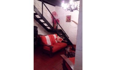 VENDO CASA EN BARIO YERBAL - POSADAS Mnes.