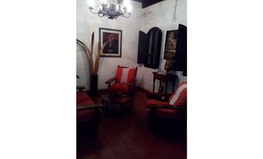 VENDO CASA EN BARIO YERBAL - POSADAS Mnes.