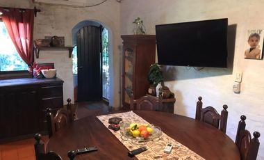 VENDO CASA EN BARIO YERBAL - POSADAS Mnes.