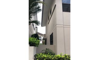 CASA DUPLEX PH NATIVA  271M2 PANAMA PACIFICO