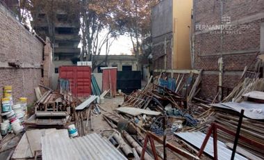FERNANDEZ POEPPEL Vende Terreno Urbano Centrico 334 m2 Capital