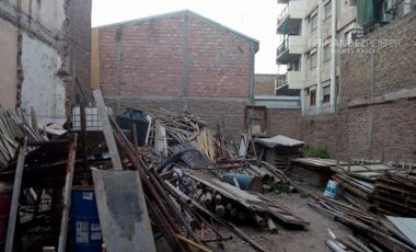 FERNANDEZ POEPPEL Vende Terreno Urbano Centrico 334 m2 Capital