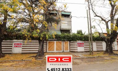 Casa 7 dormitorios Venta  - San Andres