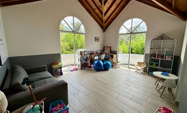 casa en venta en el poblado. Cod V776555