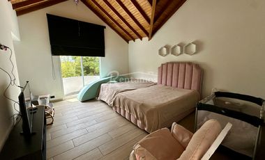 casa en venta en el poblado. Cod V776555