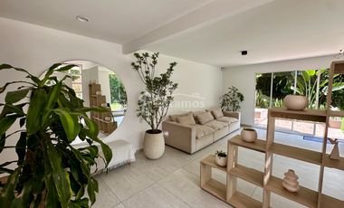 casa en venta en el poblado. Cod V776555