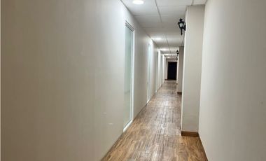SE ALQUILA OFICINA EN OBARRIO, OPORTUNIDAD!