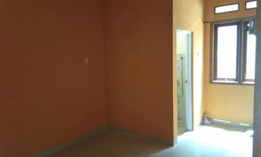 Rumah 2 Lantai di Laweyan