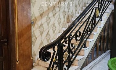 Rumah Mewah Klasik  Siap Huni  Sekejati Bandung