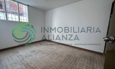 apartamento en arriendo en el poblado. Cod A15875
