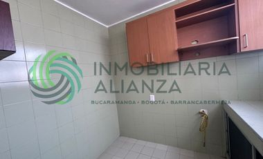 apartamento en arriendo en el poblado. Cod A15875