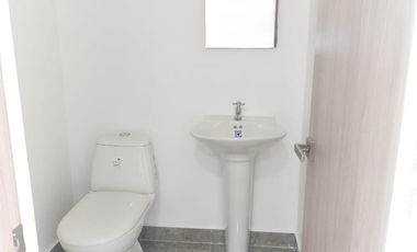 consultorio en arriendo en portal de genoves. Cod A91487