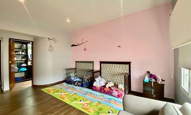 SE VENDE CASA EN FIESOLE INTERLOMAS