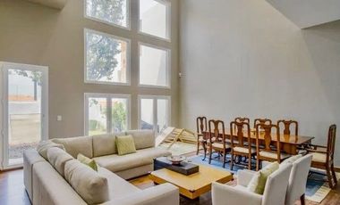 SE VENDE CASA EN FIESOLE INTERLOMAS