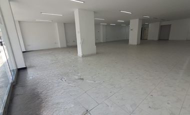 local en arriendo en el centro. Cod A118474