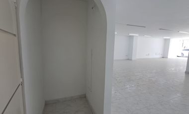 local en arriendo en el centro. Cod A118474