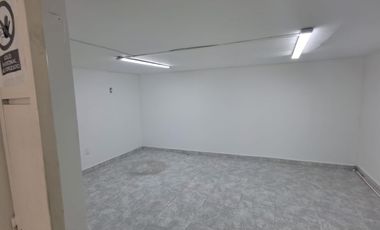 local en arriendo en el centro. Cod A118474