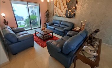VALLE DE CUMBRES Casa en Renta AMUEBLADA MZC