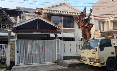 Rumah tua Janur Kuning Residences, Kelapa Gading