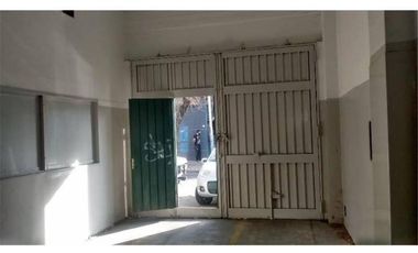 Galpón 1250m2 S/lote 17,32x26 - Caseros