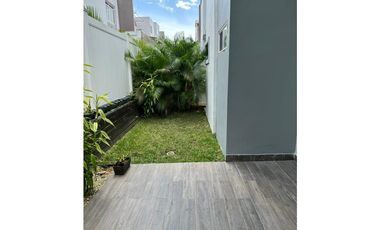 VENTA CASA DUPLEX EN PASEO DEL NORTE BRISAS DEL GOLF PH VICTORIA (6)