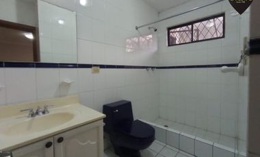 Casa de venta en Paucarbamba – código:18386