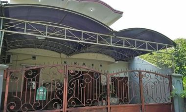 Rumah Semi Furnished di Semolowaru Elok, Strategis