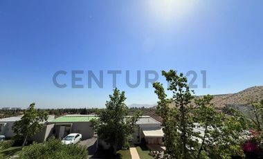 Townhouse en arriendo Casaterra Valle Lo Campino