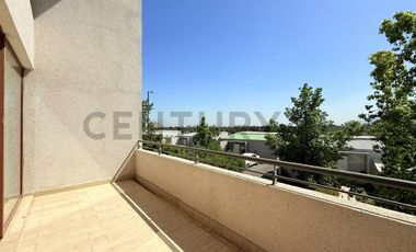 Townhouse en arriendo Casaterra Valle Lo Campino