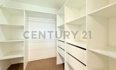 Townhouse en arriendo Casaterra Valle Lo Campino