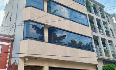 Edificio MODERNO e IMPECABLE para oficinas en Lomas Hipódromo Naucalpan