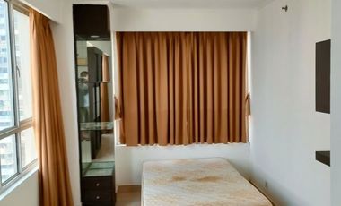 DIJUAL CEPAT !! Apt. Paladian Lantai Rendah Bagus dan Rapih View City , Bisa Nego , Bisa DISEWAKAN