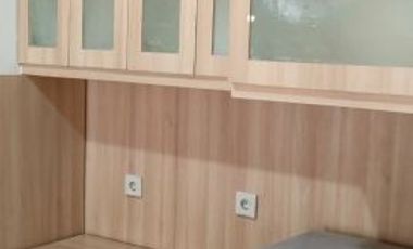 DIJUAL CEPAT !! Apt. Paladian Lantai Rendah Bagus dan Rapih View City , Bisa Nego , Bisa DISEWAKAN