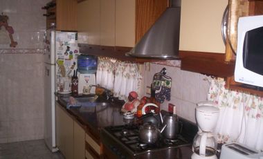 Chalet ubicado a 600 metros de Avenida Hipolito Yrigoyen