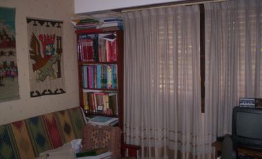 Chalet ubicado a 600 metros de Avenida Hipolito Yrigoyen