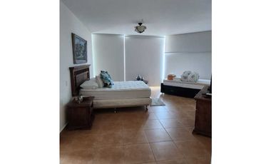 APARTAMENTO AMOBLADO EN PH CORONADO GOLF